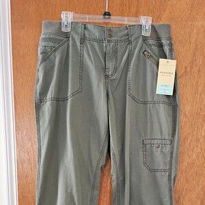 Sonoma Modern Fit Straight Leg Pant